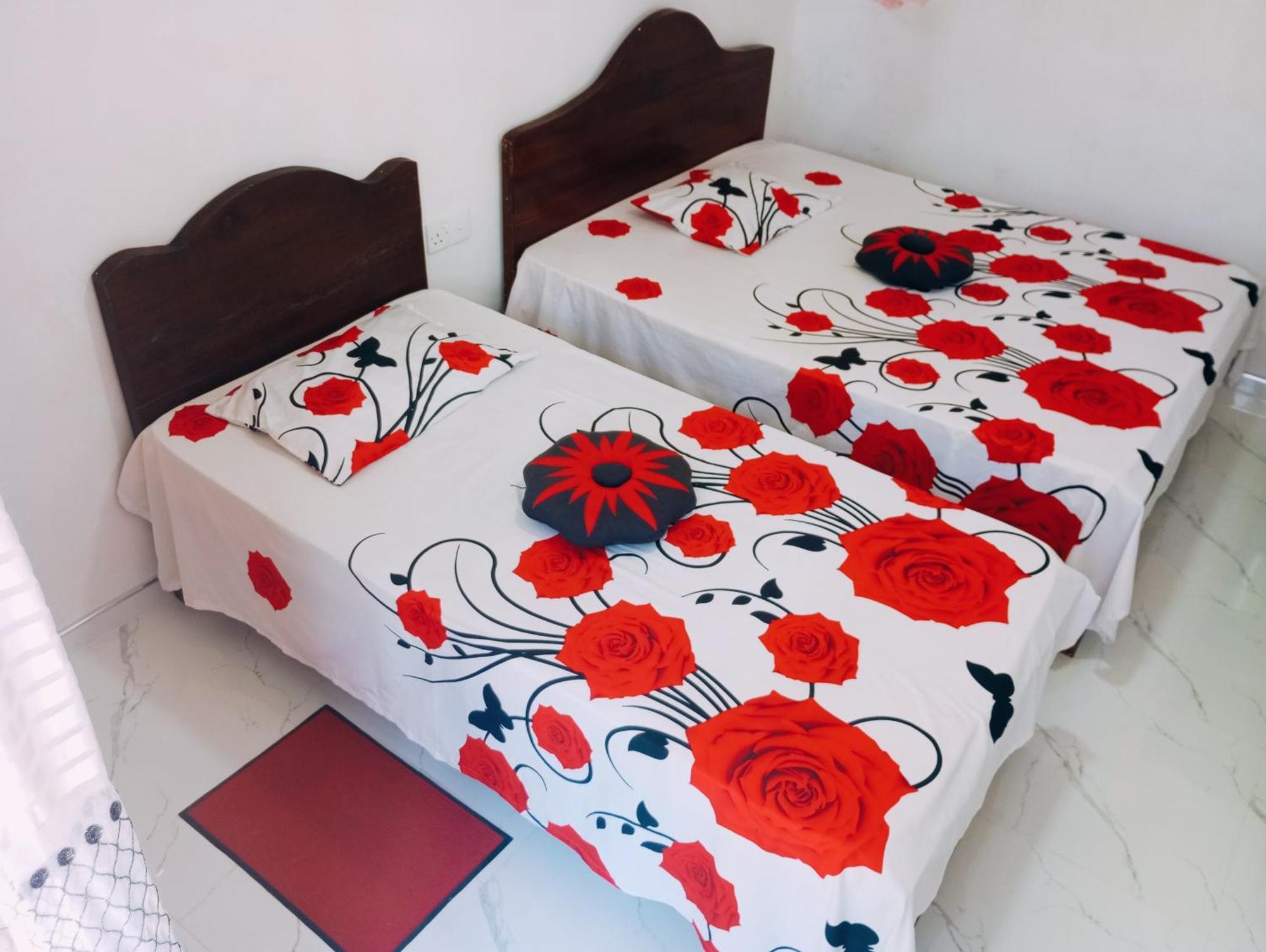 Pleasure Mount Homestay Елла Екстер'єр фото